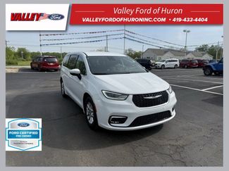Used 2023 Chrysler Pacifica Touring-L FWD 360° Tour