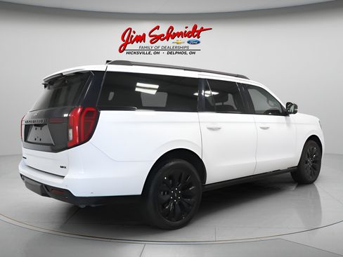 Used 2025 Ford Expedition Max Platinum w/ Stealth Appearance Package AWD/4WD image 3