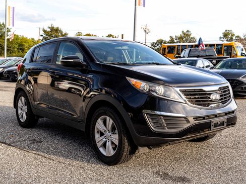 Used 2013 Kia Sportage LX image 8