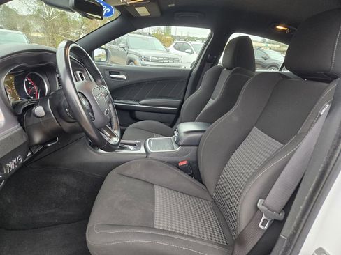 Used 2023 Dodge Charger GT image 6