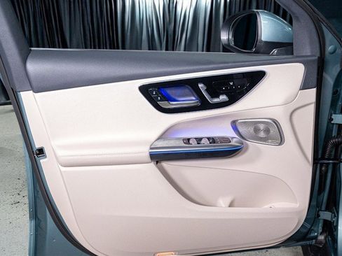 New 2026 Mercedes-Benz GLC 300 4MATIC image 8