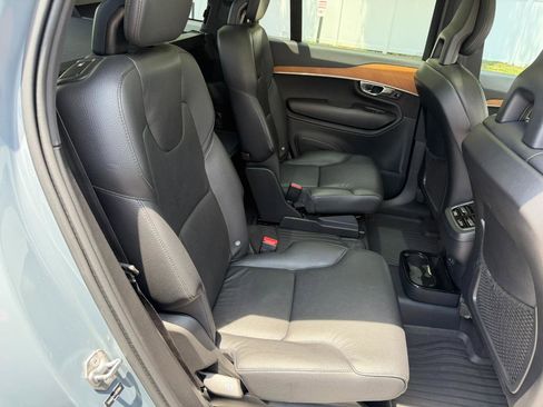 Used 2022 Volvo XC90 T6 Momentum w/ Protection Package Premier AWD/4WD image 47