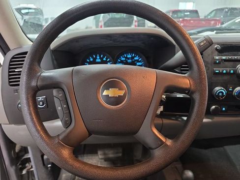 Used 2009 Chevrolet Silverado 1500 W/T AWD/4WD image 9