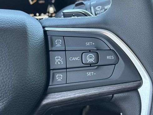 New 2027 Jeep Grand Cherokee Limited AWD/4WD image 26