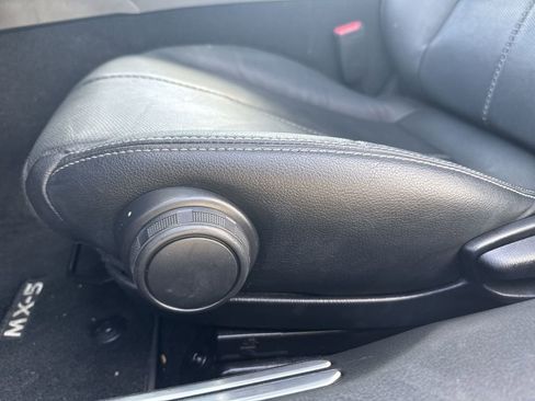 Used 2023 MAZDA MX-5 Miata Grand Touring w/ Weather Package image 15