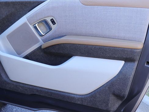 Used 2015 BMW i3 w/ Range Extender image 15