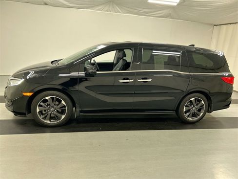 Used 2024 Honda Odyssey Elite image 6