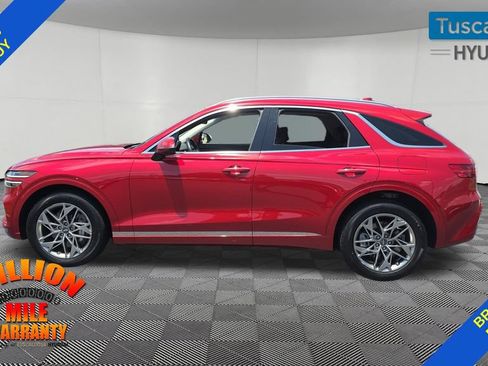 Used 2025 Genesis GV70 2.5T AWD/4WD image 4