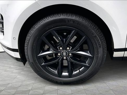 Used 2024 Land Rover Range Rover Evoque Dynamic SE image 22