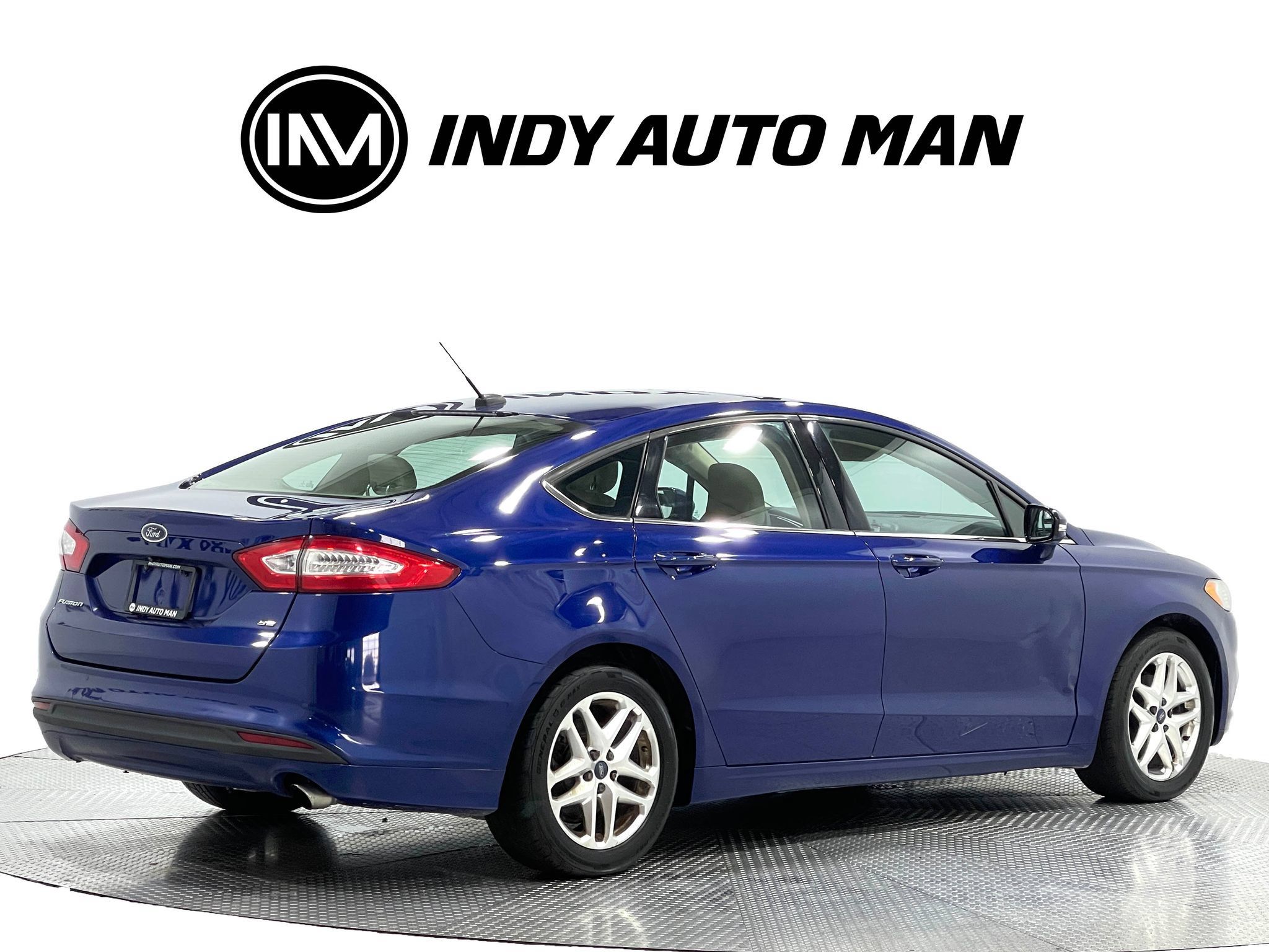 Used 2013 Ford Fusion SE FWD image 4