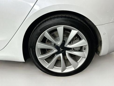 Used 2019 Tesla Model 3 Long Range image 11
