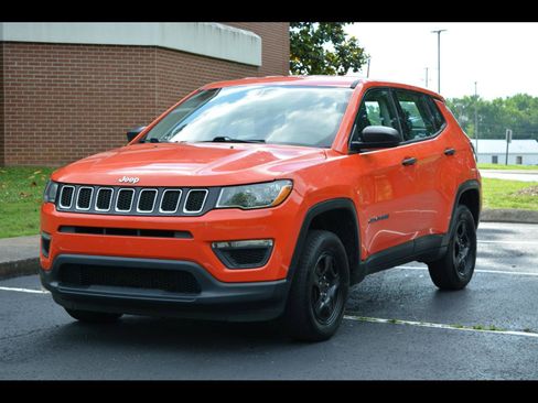 Used 2018 Jeep Compass Sport AWD/4WD image 1