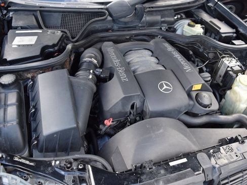 Used 1998 Mercedes-Benz E 320 Sedan image 56