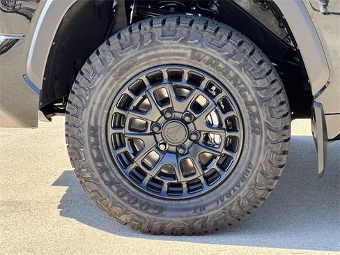 New 2026 Toyota Tundra SR5 image 8