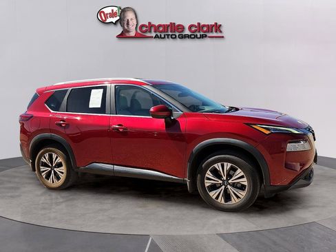 Used 2023 Nissan Rogue SV w/ SV Premium B Package image 6