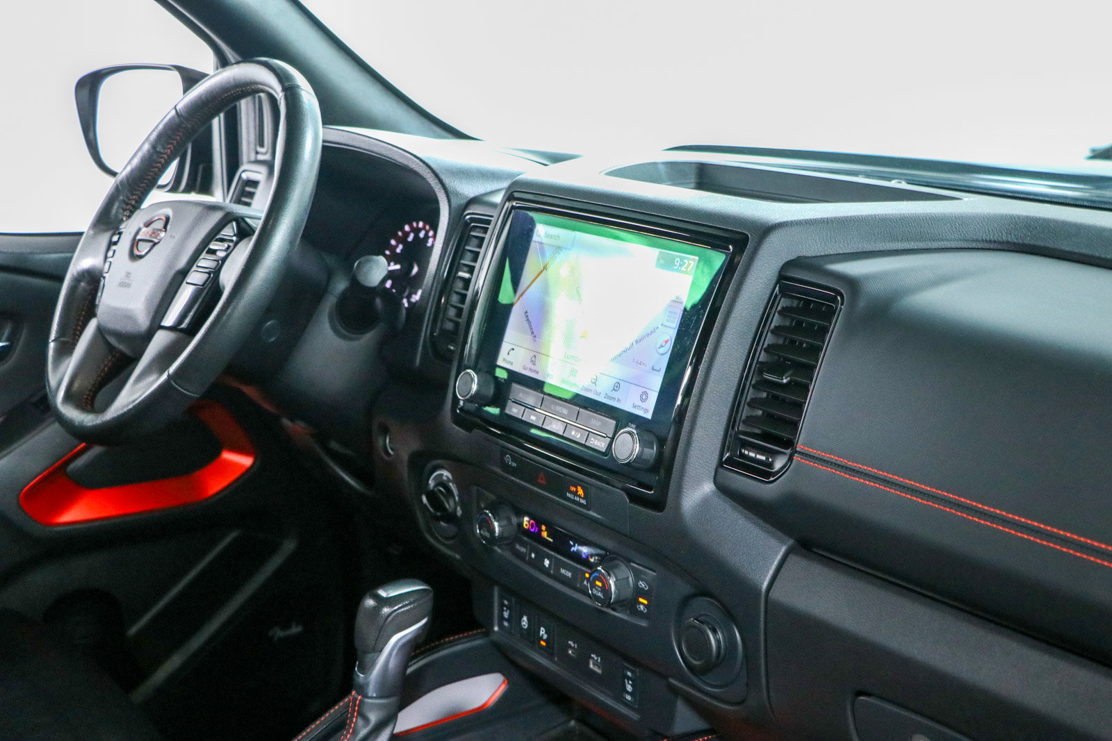 Used 2023 Nissan Frontier PRO-4X w/ Pro-4X Premium Package AWD/4WD image 29