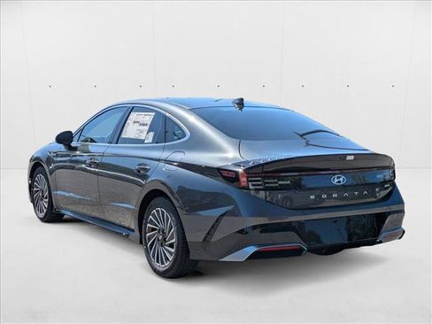 New 2025 Hyundai Sonata SEL image 9
