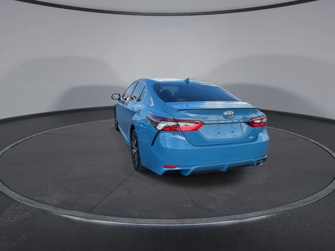 Used 2023 Toyota Camry SE FWD image 7