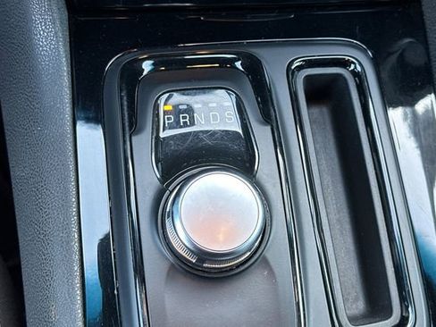 Used 2023 Chrysler 300 S image 23
