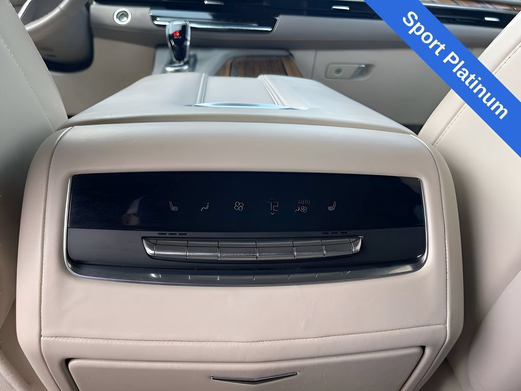 Used 2023 Cadillac Escalade Sport Platinum w/ LPO, ONYX Package AWD/4WD image 18