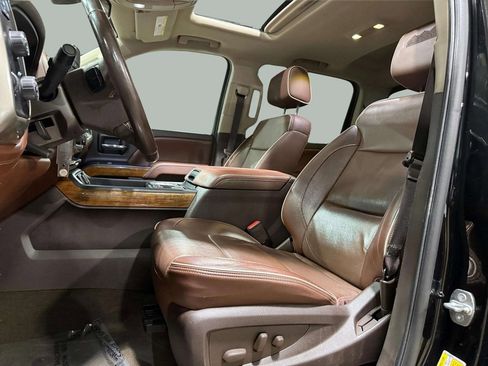 Used 2017 Chevrolet Silverado 1500 High Country image 5