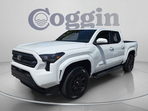 Used 2024 Toyota Tacoma SR5 RWD image 1