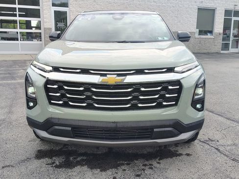 Used 2025 Chevrolet Equinox LT w/ Safety and Technology Package AWD/4WD image 3