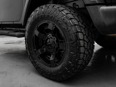 Used 2019 Jeep Wrangler Sport AWD/4WD image 61