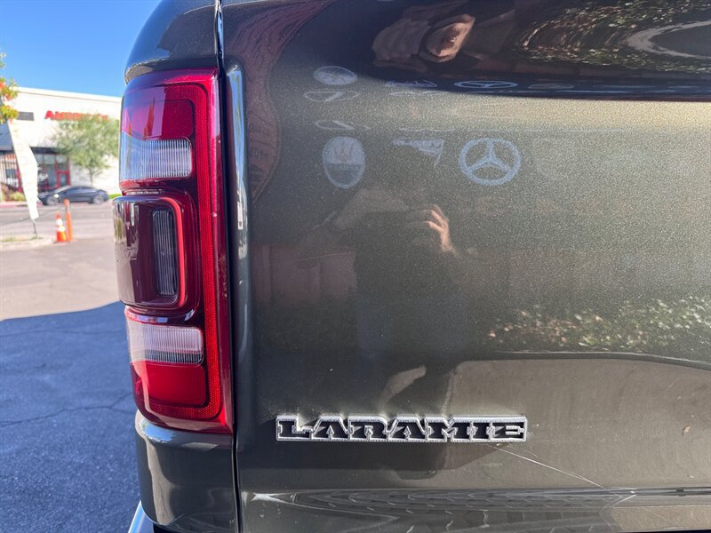 Used 2021 RAM 1500 Laramie AWD/4WD image 16
