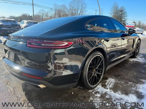 Used 2017 Porsche Panamera 4 image 5