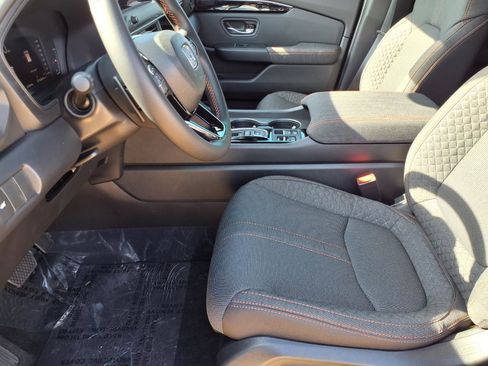 New 2026 Honda Pilot Sport image 9