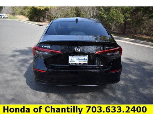 Certified 2024 Honda Civic Touring image 6