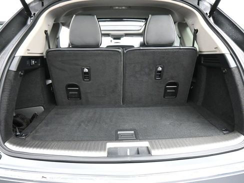 Used 2023 Acura MDX SH-AWD w/ Advance Package image 26