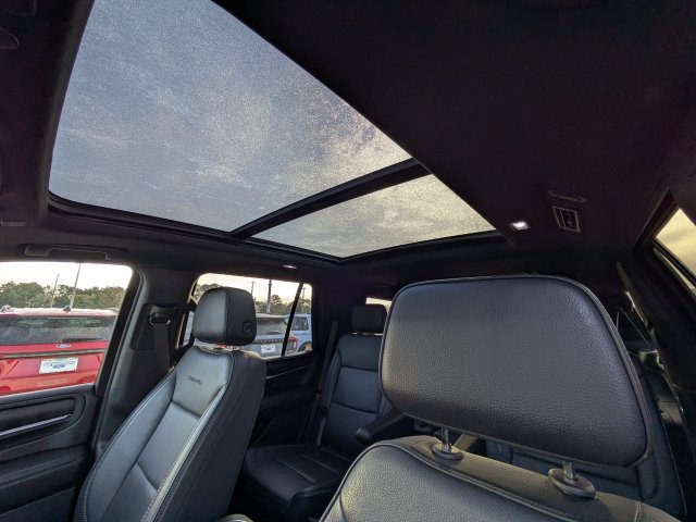 Used 2024 GMC Yukon Denali RWD image 22