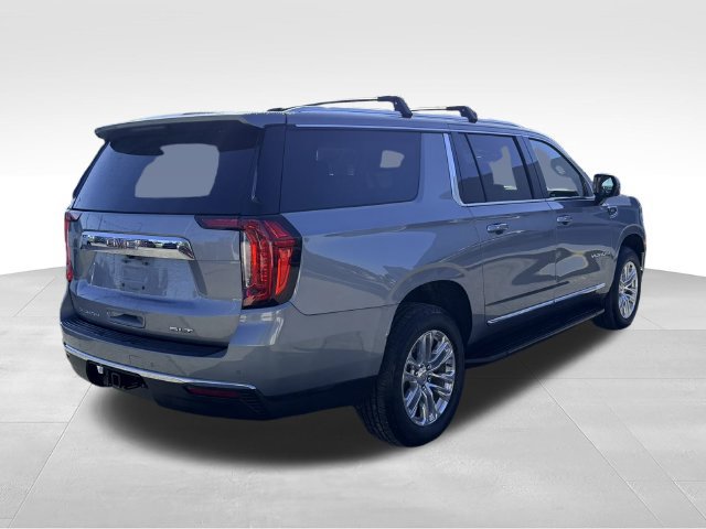 Used 2023 GMC Yukon XL SLT w/ SLT Luxury Package AWD/4WD image 5