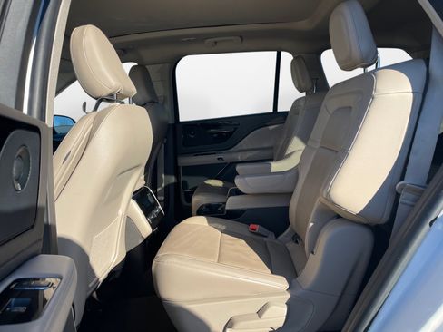 Used 2021 Lincoln Aviator Grand Touring w/ Equipment Group 301A image 13