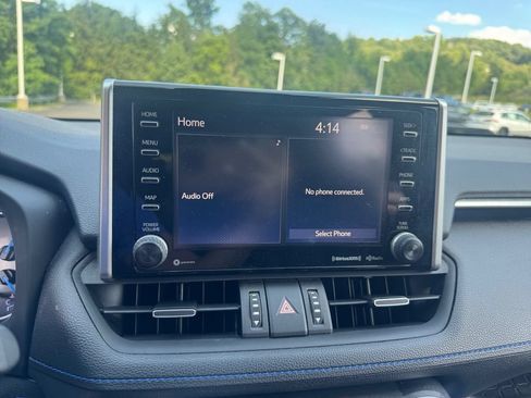 Used 2019 Toyota RAV4 XSE w/ Carpet Mat Package AWD/4WD image 17
