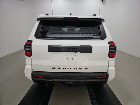 Used 2025 Toyota 4Runner TRD Sport Premium image 4
