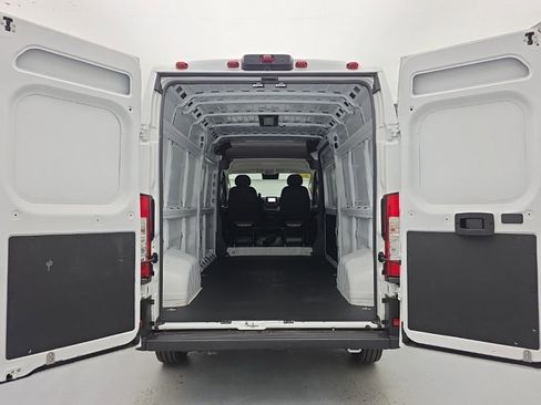 Used 2025 RAM ProMaster 2500 w/ Convenience Group FWD image 42