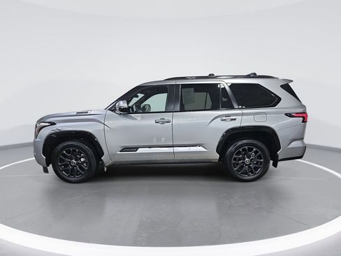 Used 2024 Toyota Sequoia Platinum image 7