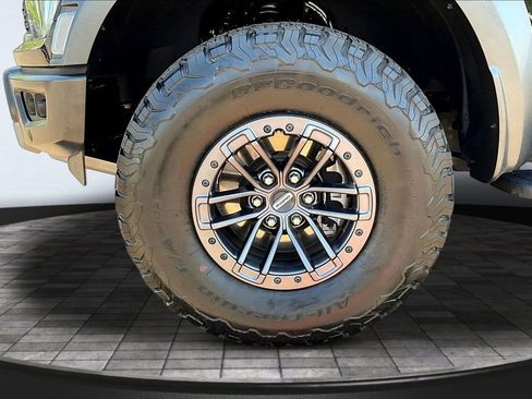 Used 2023 Ford F150 Raptor AWD/4WD image 36