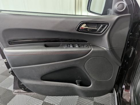 Used 2025 Dodge Durango GT AWD/4WD image 17