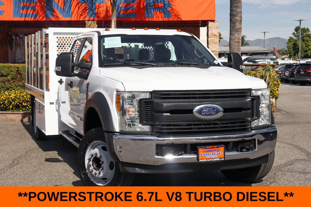 Used 2017 Ford F550 2WD Crew Cab Super Duty image 2