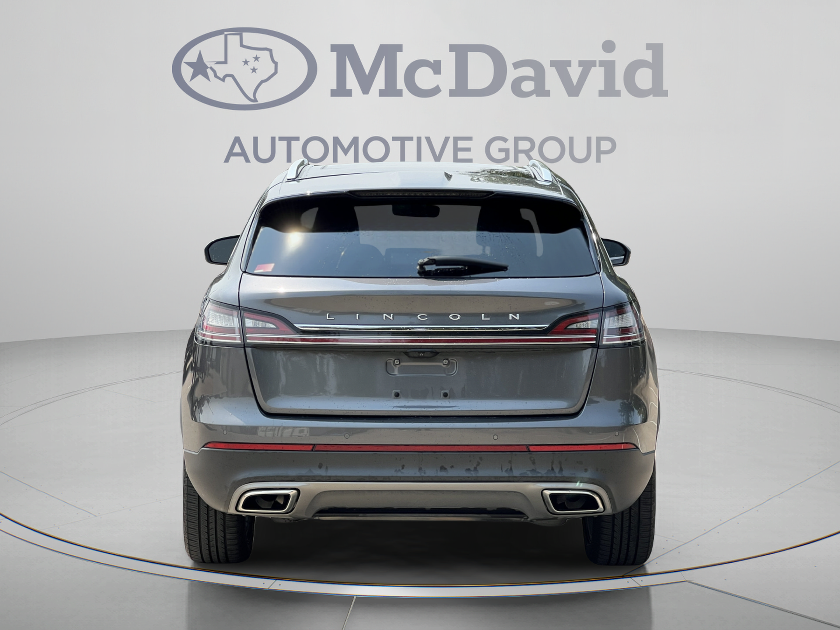 Used 2022 Lincoln Nautilus Reserve FWD image 5