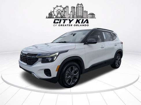 Certified 2024 Kia Seltos S AWD/4WD image 2