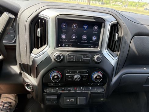 Used 2019 Chevrolet Silverado 1500 RST image 16
