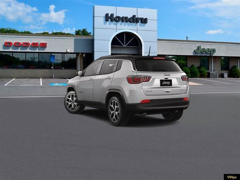 New 2026 Jeep Compass Limited image 5