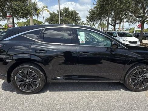 Used 2025 Nissan Murano Platinum w/ Cargo Package AWD/4WD image 11