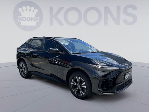 Used 2024 Toyota bZ4X FWD image 10