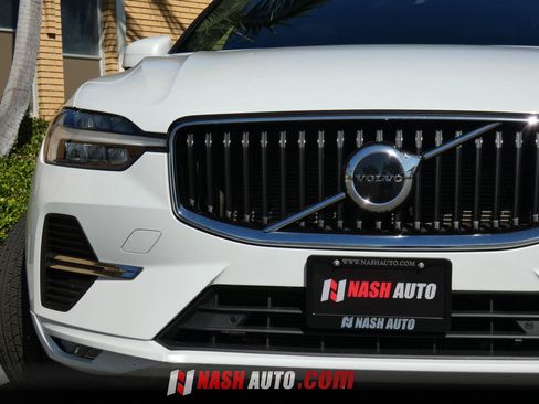 Used 2022 Volvo XC60 B5 Momentum AWD/4WD image 18